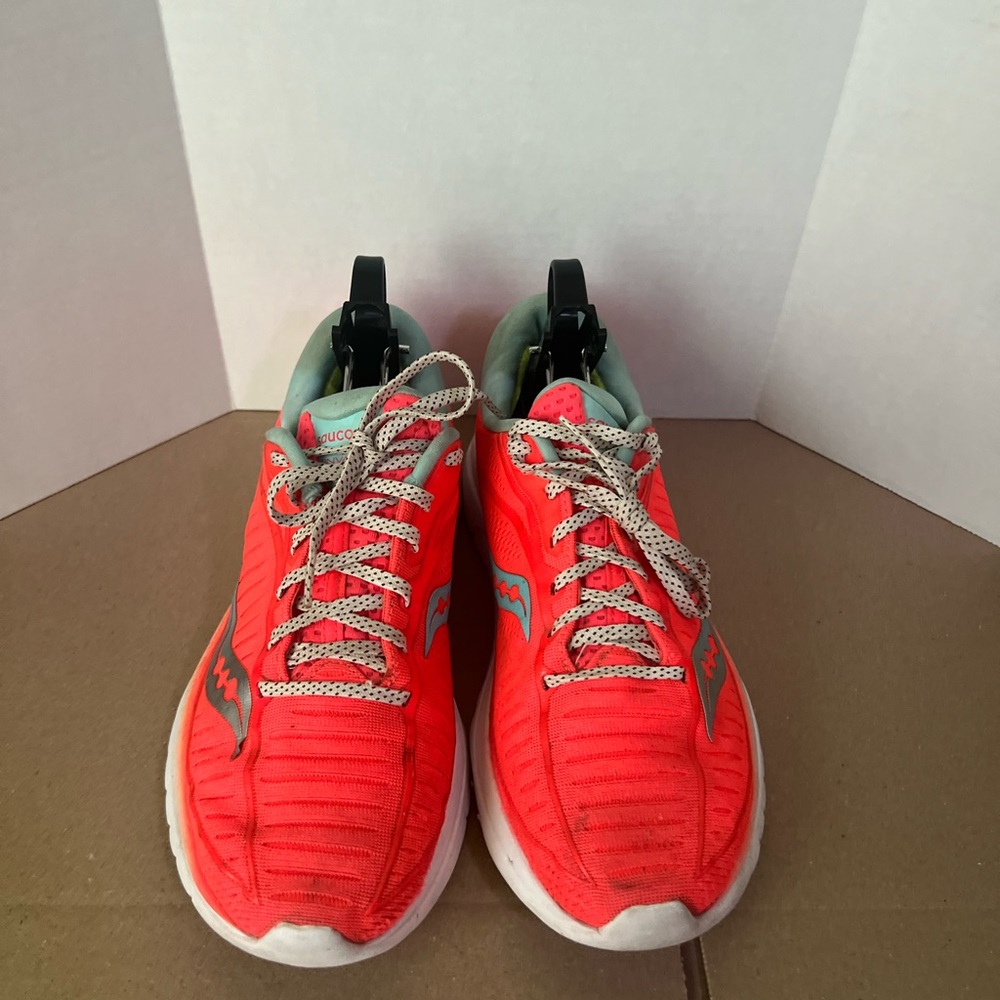 Saucony Running shoes